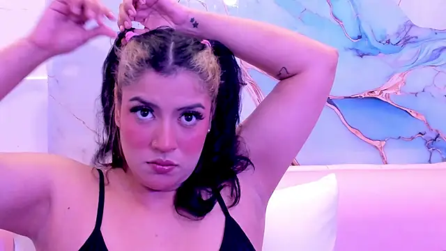 taylor cupper online show from 10/23/25, 03:38