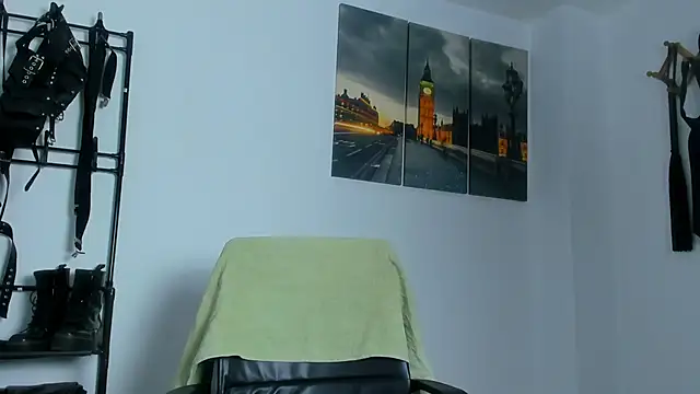 JuanBlade online show from 10/19/25, 02:42