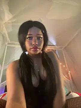 Snapshot of lovekaylaa chatting on 02/25/25, 04:46 lovekaylaa online show from 02/25/25, 04:46