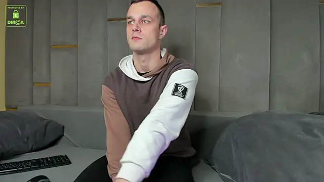 Snapshot of BrandonNorris chatting on 11/01/25, 04:19 BrandonNorris online show from 11/01/25, 04:19