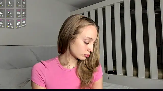  LISA BABYMETAL  online show from 11/16/25, 04:01