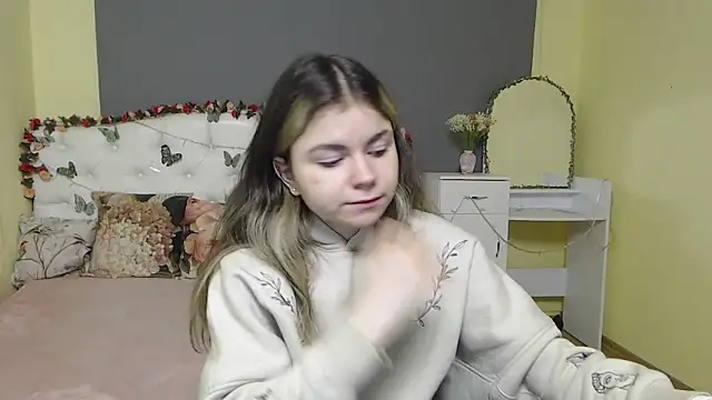 TinaRedly online show from 02/19/26, 07:11