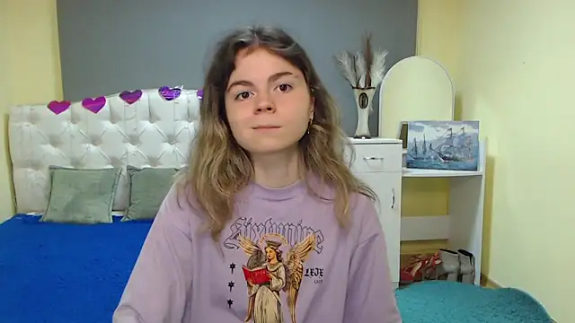 TinaRedly online show from 09/08/25, 05:45