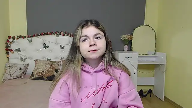 TinaRedly online show from 02/24/26, 07:09