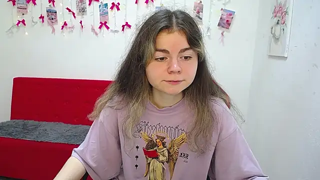 TinaRedly online show from 05/18/26, 05:18
