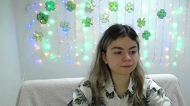 TinaRedly online show from 03/16/25, 09:26