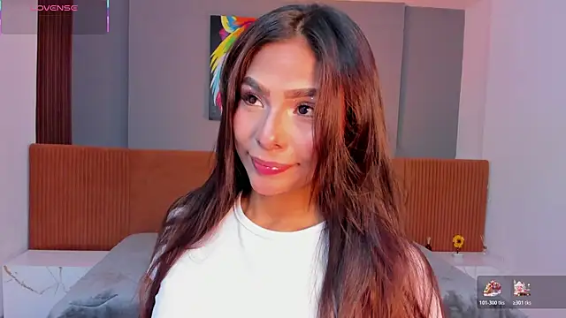 amira cute2 online show from 11/28/25, 10:15