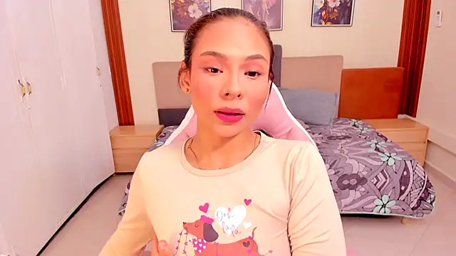 amira cute2 online show from 09/21/25, 08:30