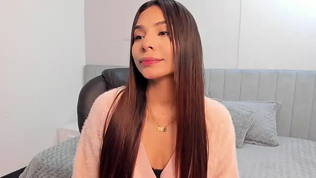 amira cute2 online show from 03/18/25, 10:07