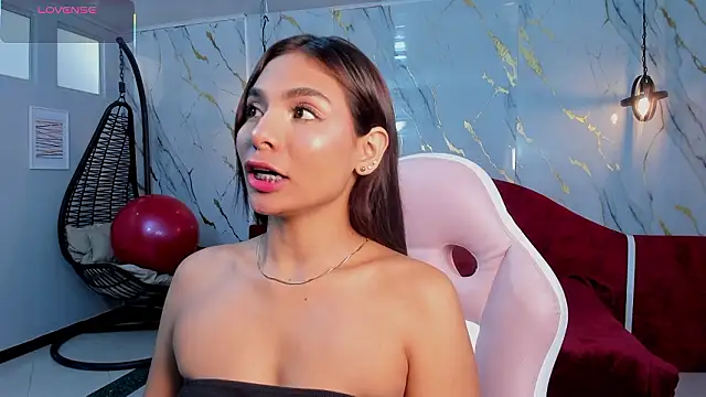 amira cute2 online show from 01/17/26, 10:41