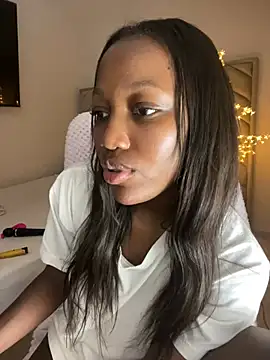 kellya  online show from 04/17/26, 09:39