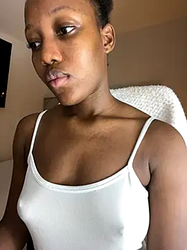 Snapshot of kellya_ chatting on 10/03/25, 11:50 kellya online show from 10/03/25, 11:50