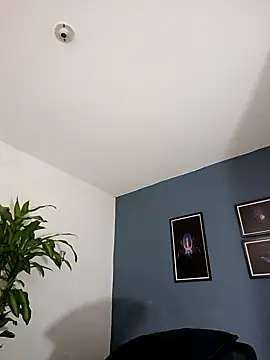 Snapshot of SilvaBranko chatting on 11/09/25, 01:09 SilvaBranko online show from 11/09/25, 01:09