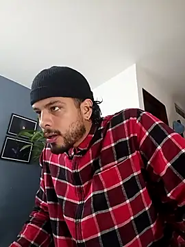 Snapshot of SilvaBranko chatting on 12/03/25, 02:34 SilvaBranko online show from 12/03/25, 02:34