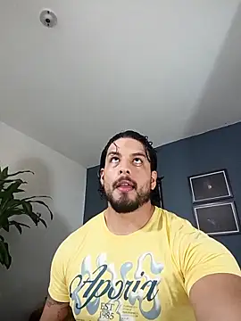 Snapshot of SilvaBranko chatting on 11/08/25, 01:09 SilvaBranko online show from 11/08/25, 01:09