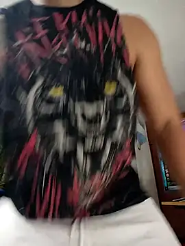 Snapshot of SilvaBranko chatting on 12/04/25, 02:54 SilvaBranko online show from 12/04/25, 02:54