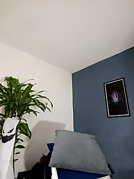 Snapshot of SilvaBranko chatting on 10/25/25, 11:05 SilvaBranko online show from 10/25/25, 11:05