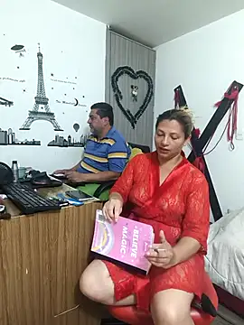 Snapshot of hotandfierylatinos2023 chatting on 09/30/25, 09:37 hotandfierylatinos2023 online show from 09/30/25, 09:37