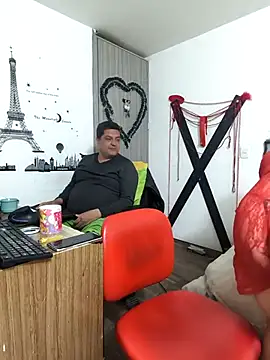 Snapshot of hotandfierylatinos2023 chatting on 10/23/25, 09:46 hotandfierylatinos2023 online show from 10/23/25, 09:46