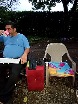 hotandfierylatinos2023 online show from 05/11/26, 10:49