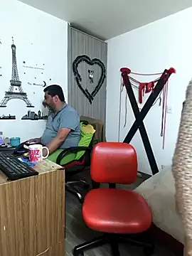 Snapshot of hotandfierylatinos2023 chatting on 10/16/25, 09:45 hotandfierylatinos2023 online show from 10/16/25, 09:45