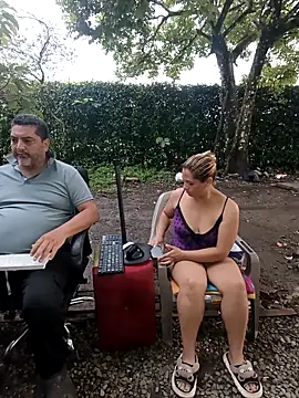 hotandfierylatinos2023 online show from 05/08/26, 11:14