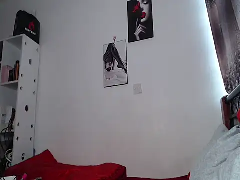 Whimsicalwillow online show from 10/04/25, 11:01