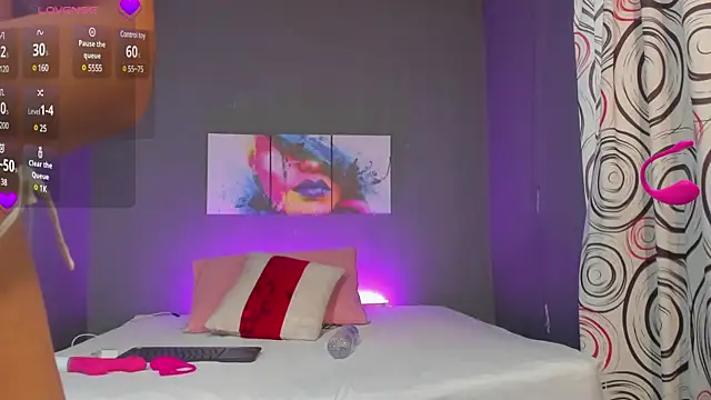 Snapshot of MadissonShakur chatting on 02/26/25, 05:10 MadissonShakur online show from 02/26/25, 05:10