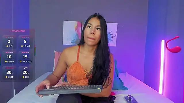 Snapshot of MadissonShakur chatting on 09/30/25, 05:08 MadissonShakur online show from 09/30/25, 05:08