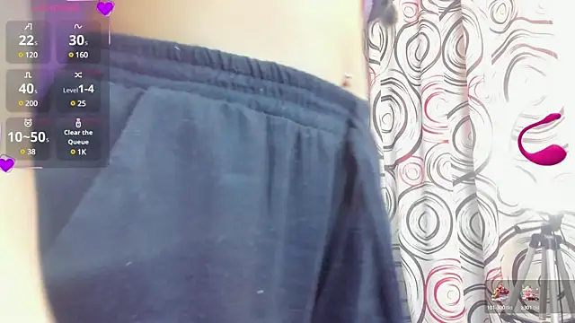 Snapshot of MadissonShakur chatting on 02/28/25, 05:15 MadissonShakur online show from 02/28/25, 05:15