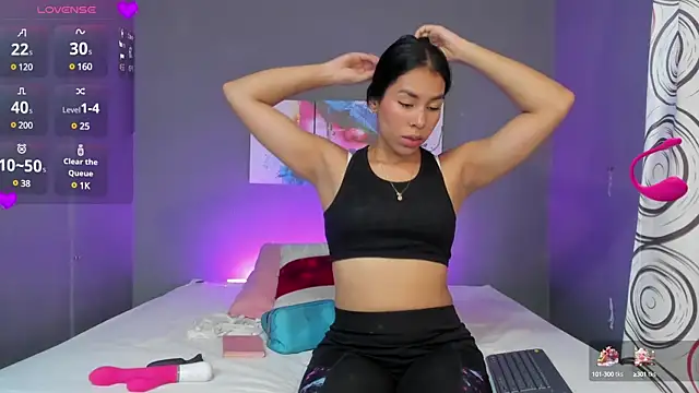 Snapshot of MadissonShakur chatting on 02/25/25, 05:08 MadissonShakur online show from 02/25/25, 05:08