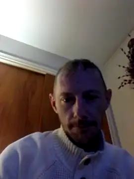 elmerfuddin87 online show from 10/21/25, 03:06