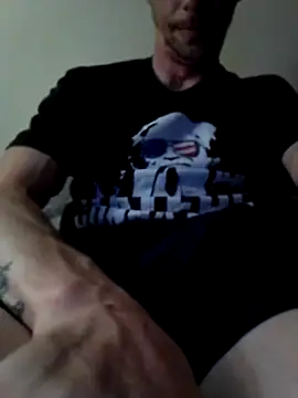 elmerfuddin87 online show from 09/18/25, 06:38