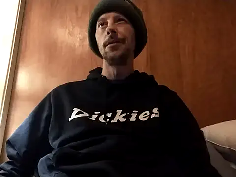 elmerfuddin87 online show from 12/03/25, 03:40