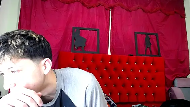 Snapshot of _Thomas_hot_ chatting on 03/16/25, 05:50 Thomas hot online show from 03/16/25, 05:50