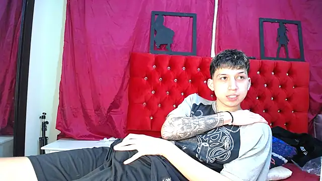 Snapshot of _Thomas_hot_ chatting on 03/09/25, 11:14 Thomas hot online show from 03/09/25, 11:14