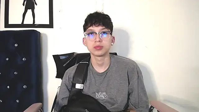  Thomas hot  online show from 10/29/25, 01:15