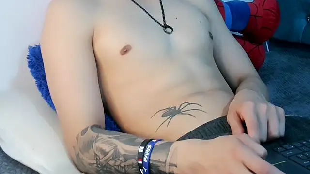  Thomas hot  online show from 03/05/26, 04:42