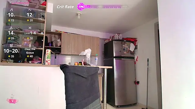 Snapshot of megan_collins96 chatting on 01/13/26, 09:30 megan collins96 online show from 01/13/26, 09:30