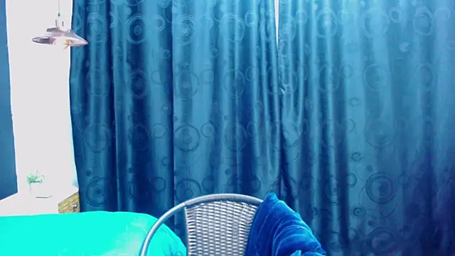 megan collins96 online show from 02/17/25, 07:33