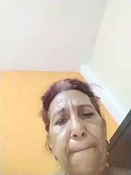 Snapshot of SWEET_LOVER01 chatting on 12/20/24, 06:02 SWEET LOVER01 online show from 12/20/24, 06:02