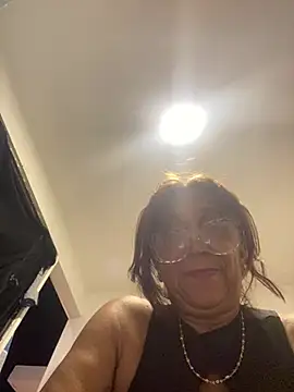 Snapshot of SWEET_LOVER01 chatting on 04/09/26, 01:40 SWEET LOVER01 online show from 04/09/26, 01:40