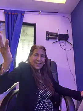 Snapshot of SWEET_LOVER01 chatting on 03/15/26, 04:03 SWEET LOVER01 online show from 03/15/26, 04:03