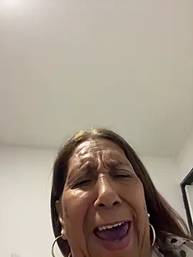 Snapshot of SWEET_LOVER01 chatting on 04/05/26, 12:28 SWEET LOVER01 online show from 04/05/26, 12:28