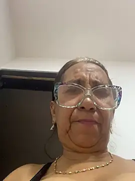 Snapshot of SWEET_LOVER01 chatting on 03/17/26, 12:57 SWEET LOVER01 online show from 03/17/26, 12:57