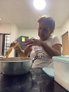 Snapshot of SWEET_LOVER01 chatting on 03/14/26, 02:34 SWEET LOVER01 online show from 03/14/26, 02:34