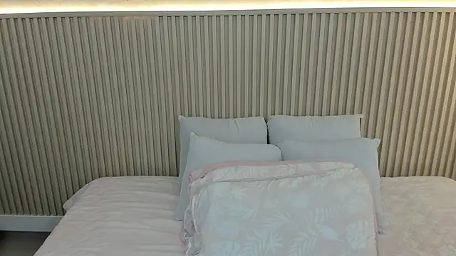 charlottebrowns  online show from 05/21/26, 12:13