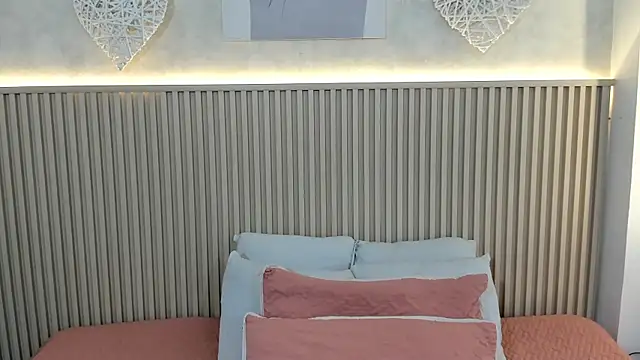 charlottebrowns  online show from 03/05/26, 12:24