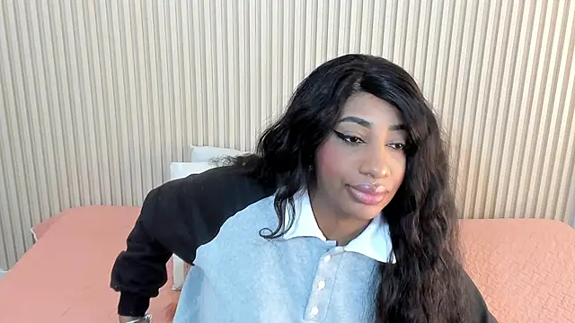 Snapshot of charlottebrowns_ chatting on 11/14/25, 12:42 charlottebrowns online show from 11/14/25, 12:42