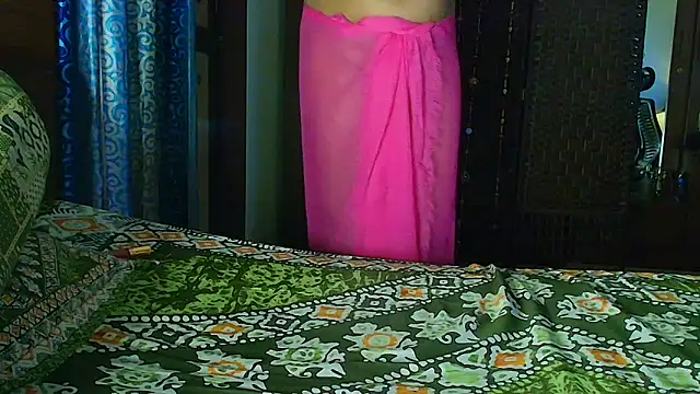 Snapshot of Hotty__Baby chatting on 09/14/25, 04:18 Hotty Baby online show from 09/14/25, 04:18